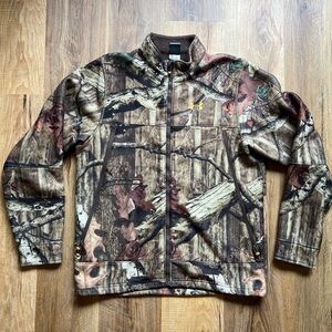 Men's under armor fleece lined Camouflage Jacket